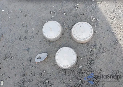 1997 Ford E-250 Standard z USA, uszkodzony, nr VIN 1FTHE24L8VHA72612